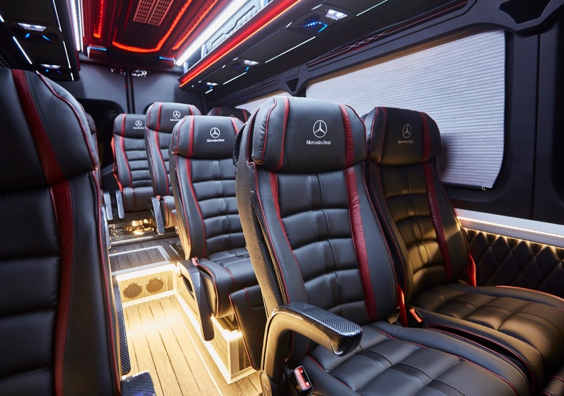 프라이빗 VIP 이동용 벤츠 스프린터 고급 리무진 인테리어